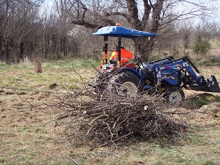 tractor 320